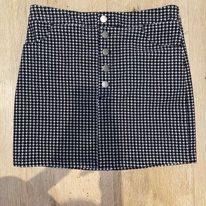 Black and white pattern skirt